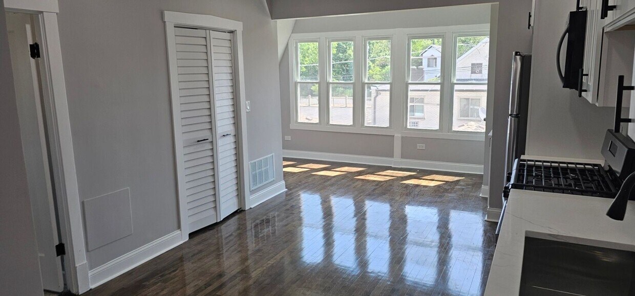 Foto principal - 5605 N Keystone Ave