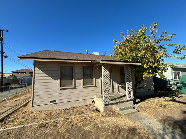 Building Photo - 711 Bryce Dr