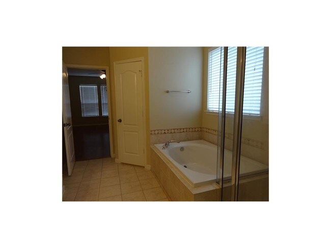 Foto del edificio - 30110 Saw Oaks Dr