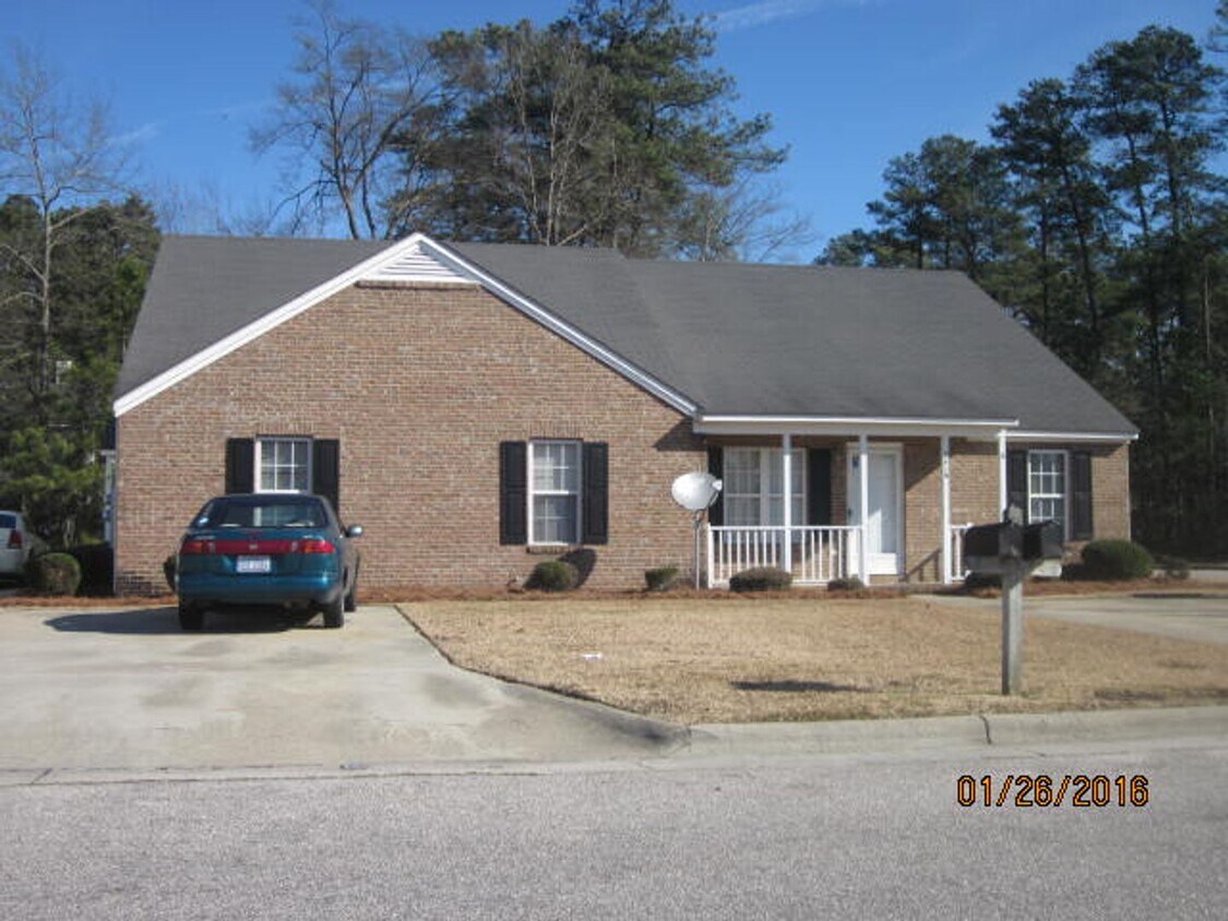 Primary Photo - 3419 Pear Tree Ct NW