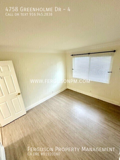 Foto del edificio - 4758 Greenholme Dr
