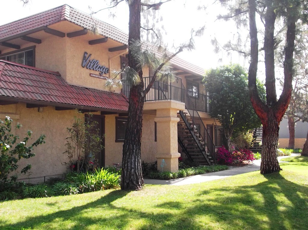 Primary Photo - Village Apartments