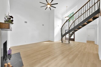Building Photo - 11612 Timberwild St