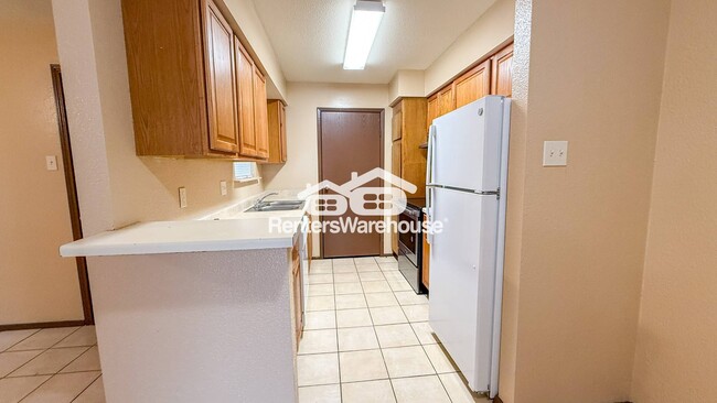 Building Photo - 13480 S Thorntree Dr