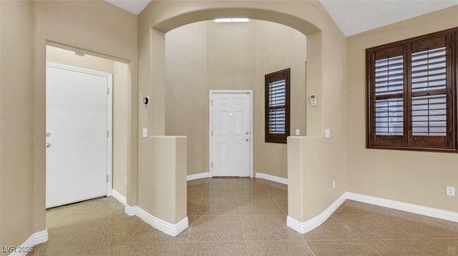 Building Photo - 7523 Tressider Ave