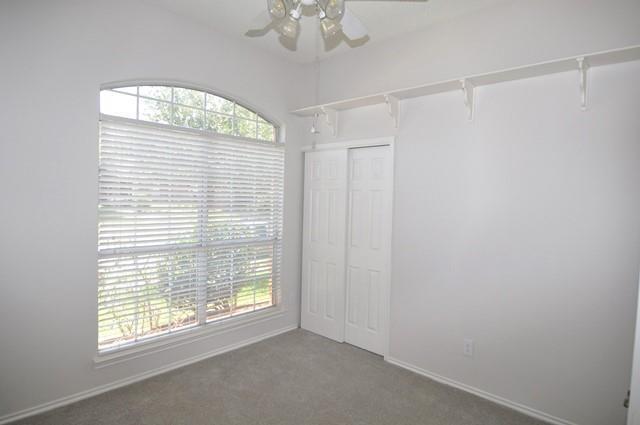 Building Photo - 10112 Burgundy Dr