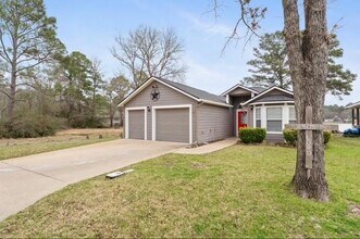 Building Photo - 467 Pinnacle