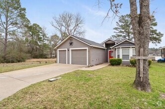 Building Photo - 467 Pinnacle