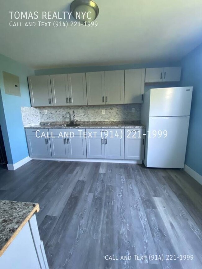 Foto del edificio - 222 Sommerville Pl