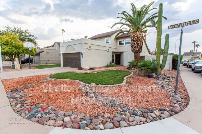 Building Photo - 736 N Hazelton Dr