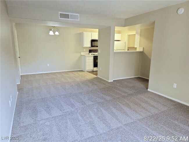 Foto del edificio - 7885 W Flamingo Rd