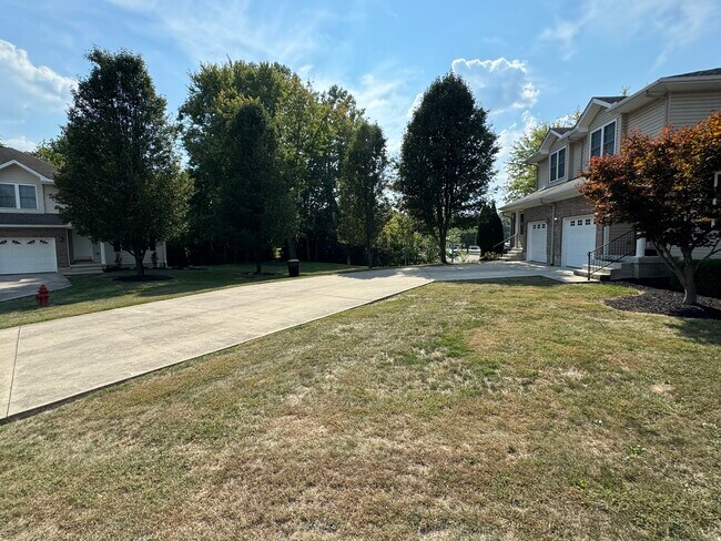 End of Easy St. cul-de-sac. 1341 is on the right in this photo. - 1341 Easy St
