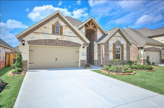 Building Photo - 7438 Bethpage Ln
