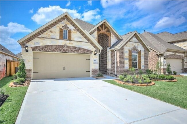 Foto del edificio - 7438 Bethpage Ln
