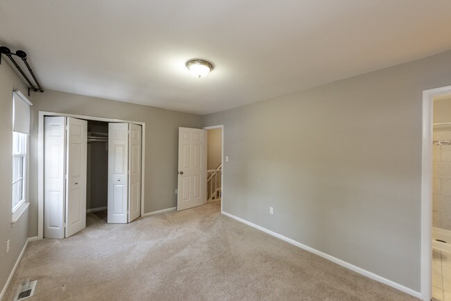 master bedroom - unfurnished - 6396 Shaundale Dr