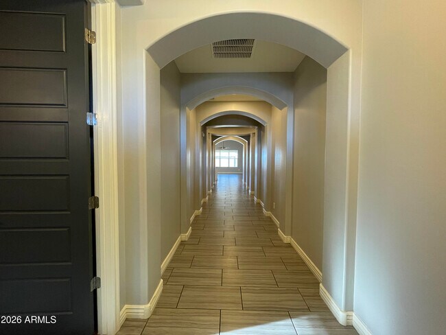 Foto del edificio - 10154 Theorem Dr