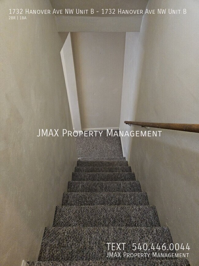 Foto del edificio - 1732 Hanover Ave NW