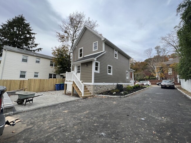 Building Photo - Bernardsville