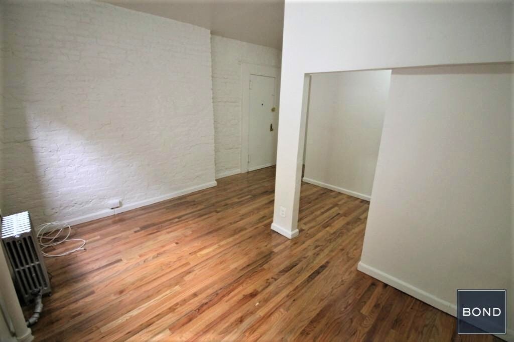 Foto del edificio - 429 E 65th St