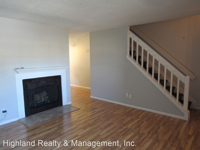 Foto del edificio - 3 br, 1.5 bath House - 11636 Community Cen...