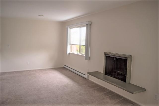 Building Photo - 2 bedroom in Seattle WA 98105