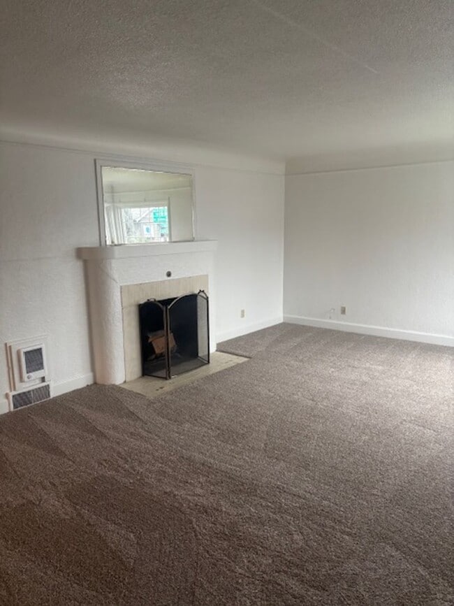 Foto del edificio - 2 Bedroom 1 Bath Home Newberg OR 97132