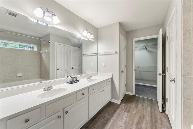 Foto del edificio - 3218 Saville St SW