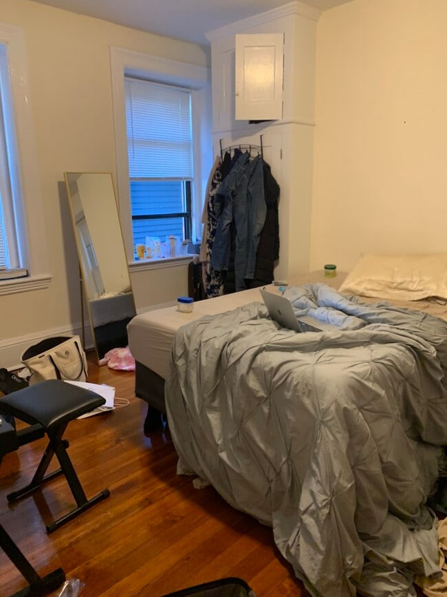 Building Photo - 885 Massachusetts Ave