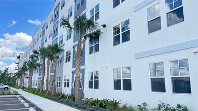 Building Photo - 5579 Millennia Park Dr