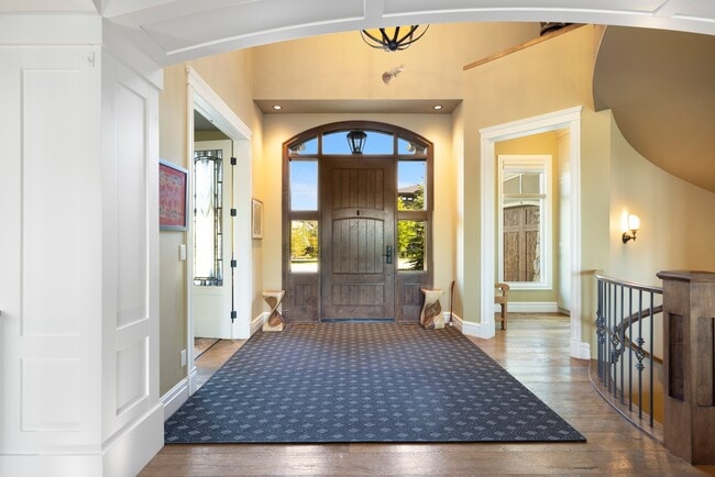 Building Photo - 19 Watermark Ave