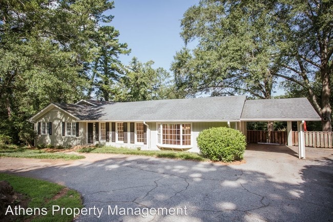 Building Photo - 240 Fortson Dr