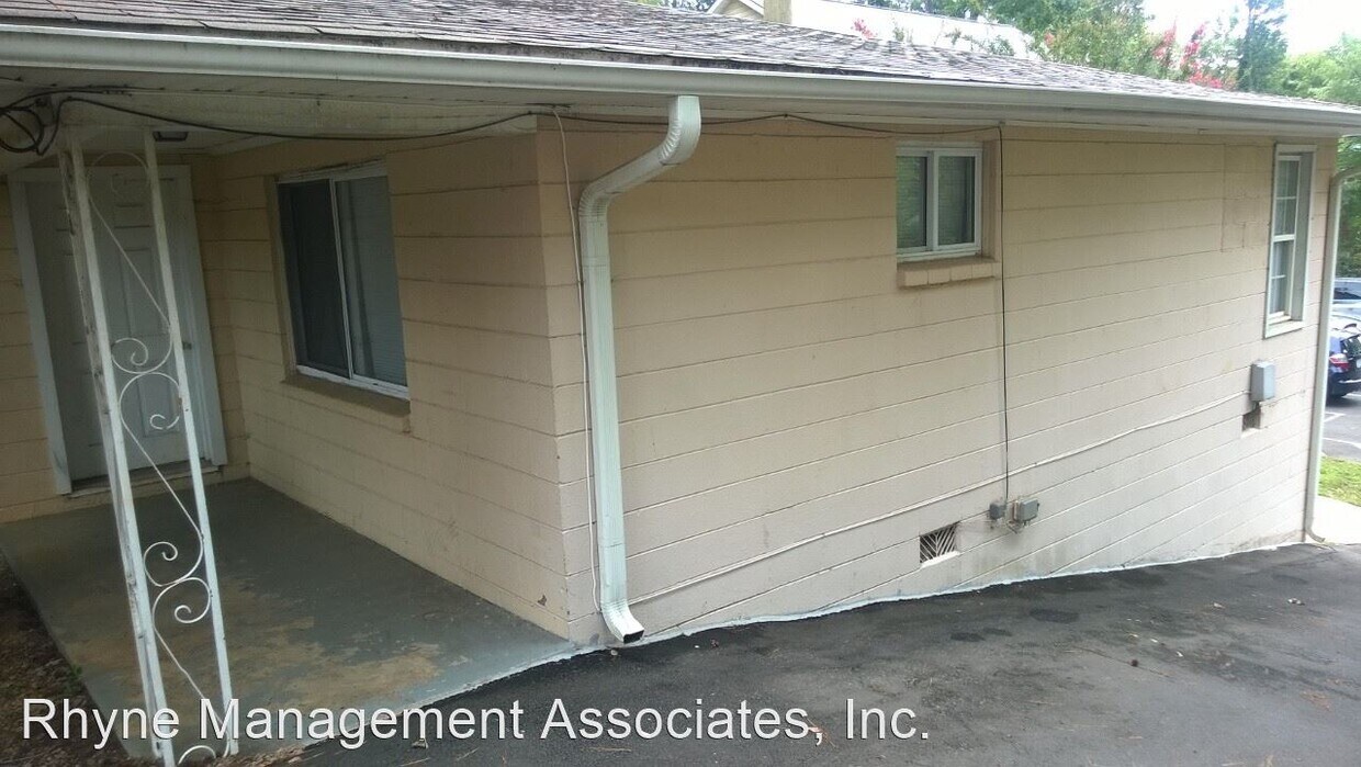 Foto principal - 2719 Avent Ferry Rd