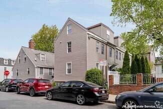 Building Photo - 229 Hurley St