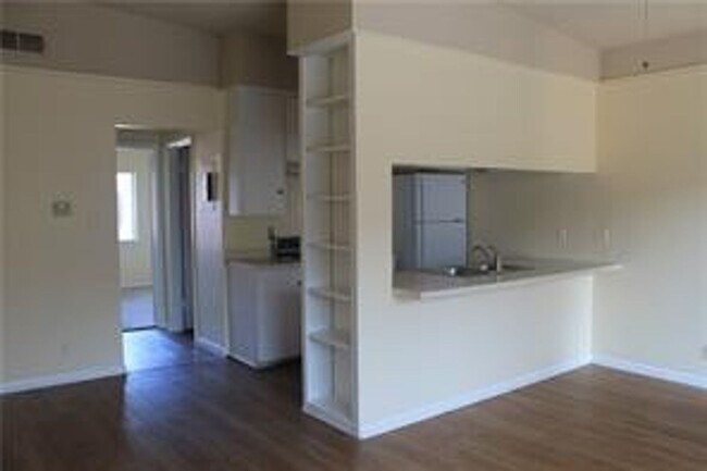 Foto del edificio - 2408 Longview St