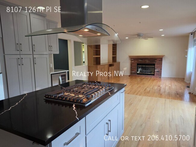 Foto del edificio - 8107 126th Pl SE