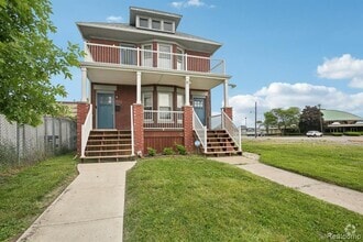 Building Photo - 7370 Cameron St