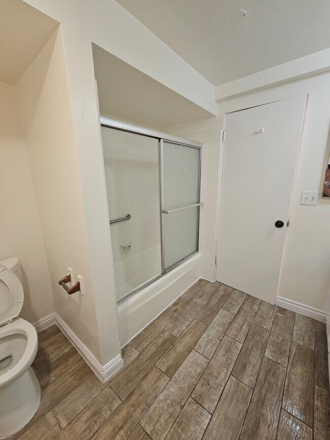 Foto del edificio - 1127 Magnolia St