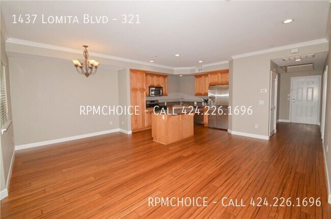 Building Photo - 1437 W Lomita Blvd