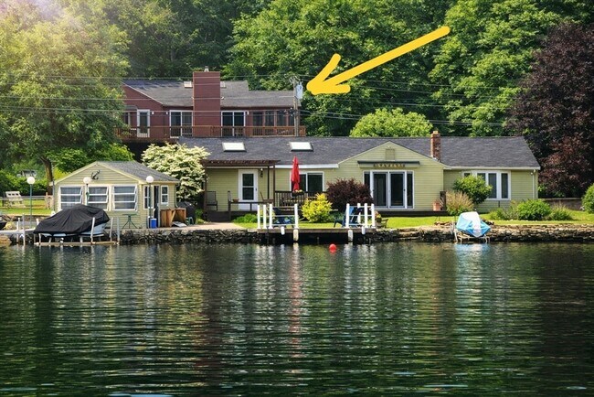 Foto del edificio - 74 Crockett Rd