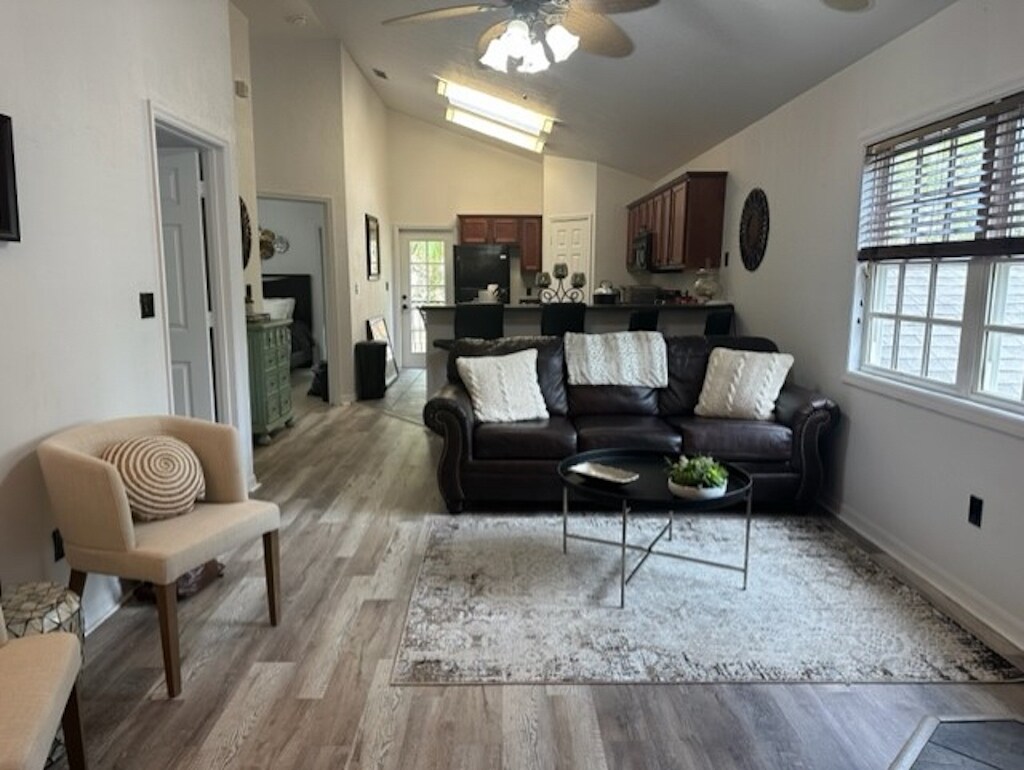 Foto principal - 4911 SW 91st Ter