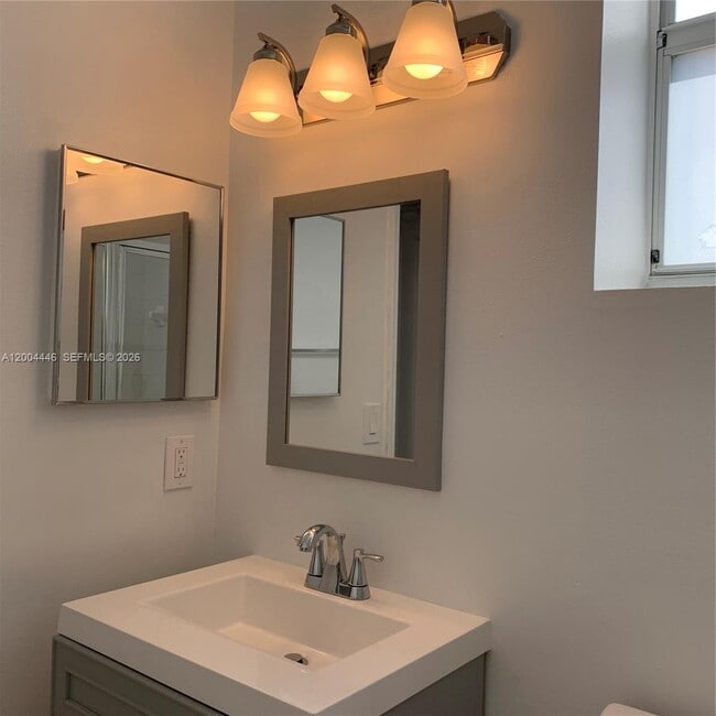 Foto del edificio - 2200 E Preserve Way