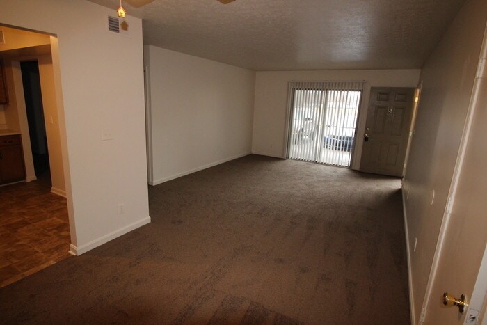 Primary Photo - Beautiful Property in Shepherdsville