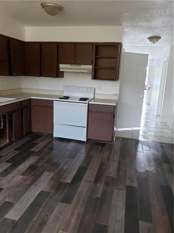 Building Photo - 30449 Dubsdread Dr