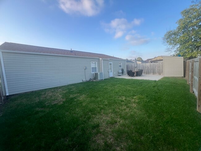 Building Photo - 5121 Elton Ct