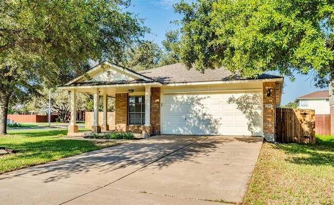 Building Photo - 2901 Rainy River Dr
