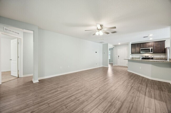 Foto del edificio - Adorable 3/2 in Lumber Creek