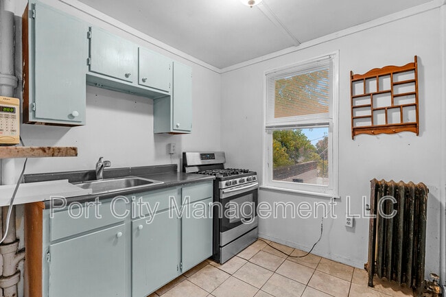 Foto del edificio - 4032 Roland Ave