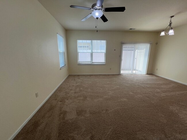 Building Photo - 908 Deep Branch Way