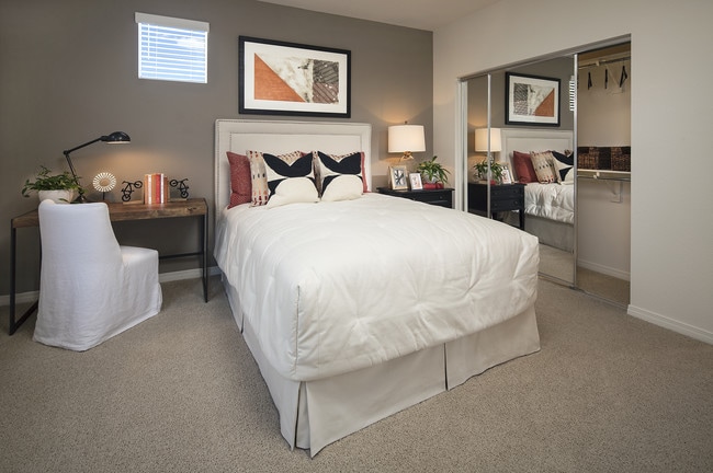 Shadow Oaks Apartment Homes Apartments Irvine, CA