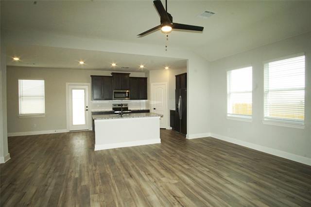 Building Photo - 7637 Noble Oaks Dr